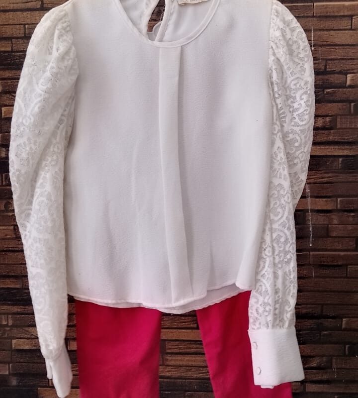 2-piece Maroon set with lace sleeves